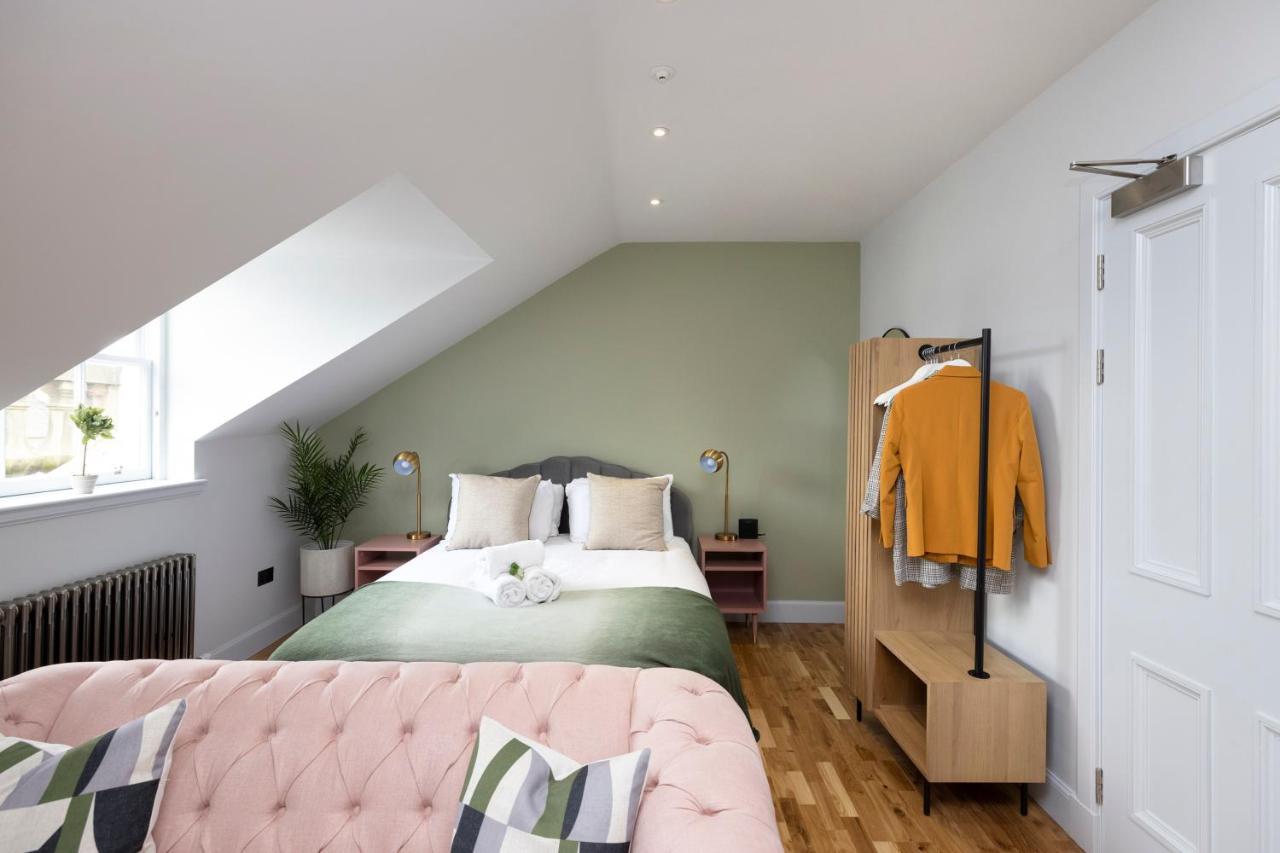 Dragon Suites Luxury Serviced Apartments At Alva Street เอดินบะระ ภายนอก รูปภาพ