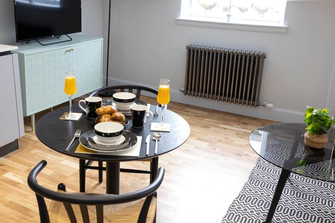 Dragon Suites Luxury Serviced Apartments At Alva Street เอดินบะระ ภายนอก รูปภาพ